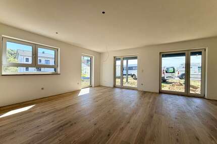 Haus zum Kaufen in Mamming 575.000,00 € 173 m²