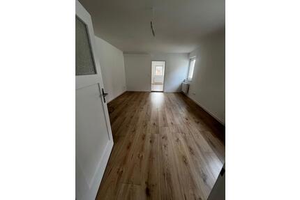 Große 2,5 - Zimmer Wohnung, Erstbezug nach Sanierung - Bieberehren