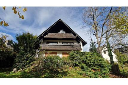 Zwei-Familienhaus mit Maisonette-Whg, Doppelgarage & Südgrundstück am Feld - Großkrotzenburg