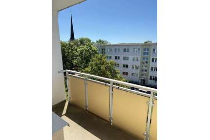 Wohnung zum Mieten in Gera 390,00 € 69.5 m²