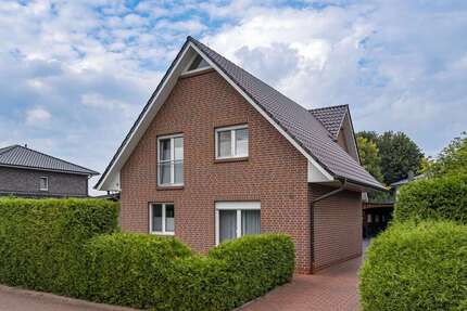 Haus zum Kaufen in Barßel 440.000,00 € 221 m²