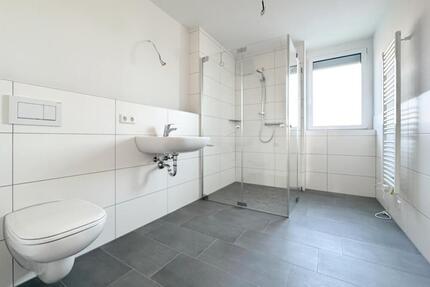 Exklusive barrierefreie 3,5 Zimmer-Whg. im OG - modern & energiearm - - Beilstein