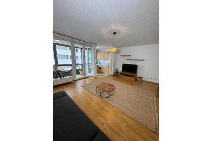 Direkt an der Spree-Charlottenburg: 1,5-Zimmer-Apartment - Berlin Charlottenburg-Wilmersdorf