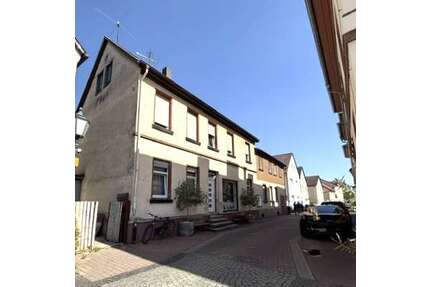 Haus zum Kaufen in Gernsheim 349.800,00 € 300 m²