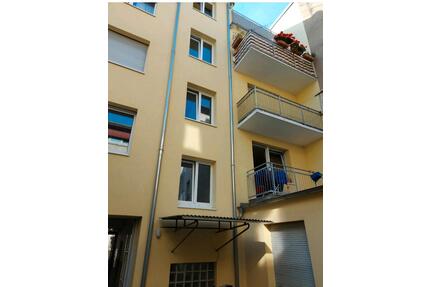 1 Zimmer ca 16 qm in 3er WG zu vermieten. - Karlsruhe