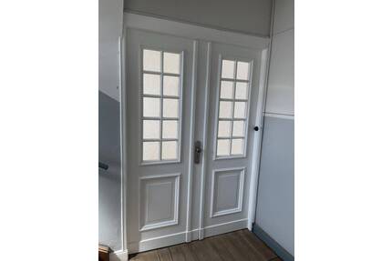 Charmante 2-Zi.-Altbauwohnung, frisch renoviert und mit Balkon - Lübeck St. Lorenz Nord