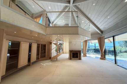 Haus zum Mieten in Leonberg 5.900,00 € 765.5 m²