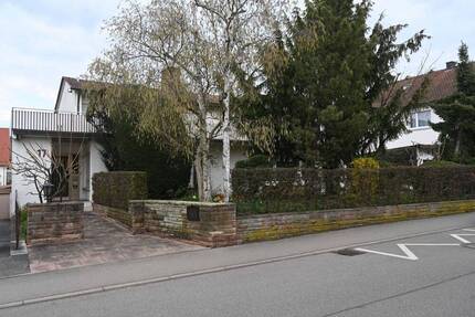 Großes Haus zum Wohnen und Arbeiten in Toplage - Schwaikheim