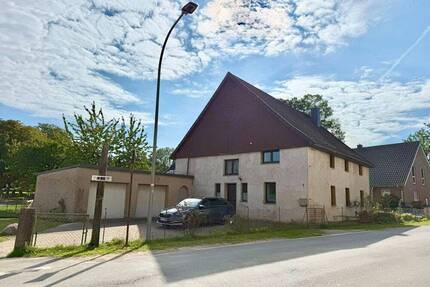 Familienidylle auf dem Land: Einzigartiges Haus mit Geschichte, Platz & Potenzial - Kalletal Brosen