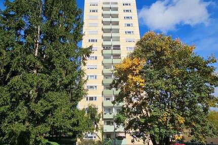 *sonnendurchflutet*bezugsfrei*fast ganz oben*3-Zimmerwohnung - Lahr/Schwarzwald