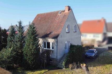 Jetzt anpacken, gestalten, einziehen - Familienhaus mit Potenzial in Samtens auf Rügen