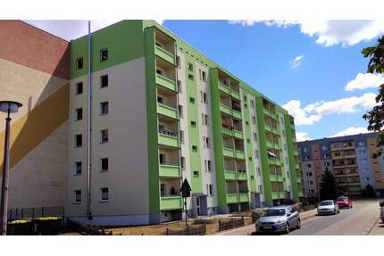 Große 4 Zimmerwohnung mit Einbauküche ab sofort zu vermieten! - Zeithain