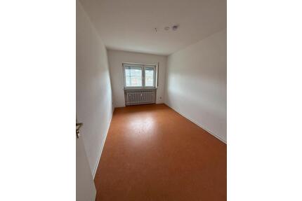 3-Zimmer-Wohnung mit Balkon ab sofort frei. - Herborn