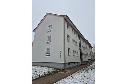 Renovierte 3-Zimmer-Wohnung mit Einbauküche***in ruhiger Wohngegend!!! - Schöningen