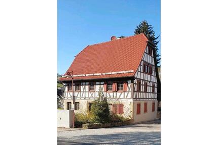 Großes saniertes Fachwerkhaus 216m² Wohnfläche, 908m² Grundstück - Knittlingen