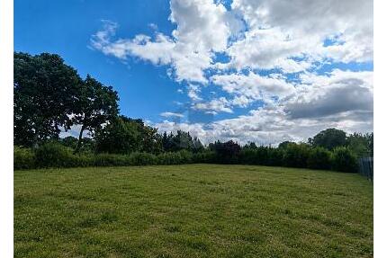 BAUGRUNDSTÜCK ZWISCHEN GRÜN UND BERLIN - Bernau