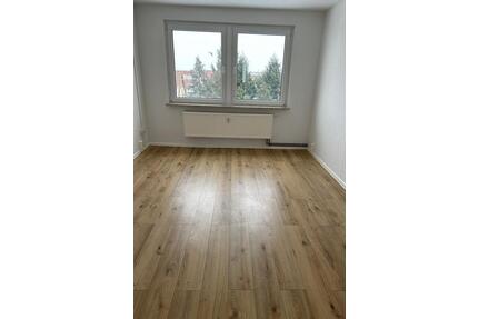 Klein. Fein. Preiswert! - 230,00&nbsp;EUR Kaltmiete, ca.&nbsp; 31,61&nbsp;m&sup2; in Bad Dürrenberg (PLZ: 06231)