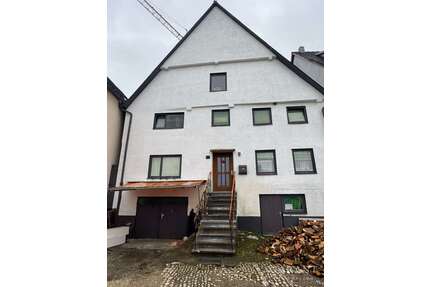 Haus zum Kaufen in Lauingen 140.000,00 € 120 m²