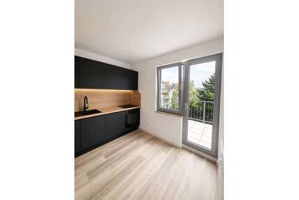 Wohnung zum Mieten in Düsseldorf 1.950,00 € 70 m²