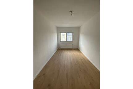 Wohnung zum Mieten in Gera 300,00 € 45.35 m²