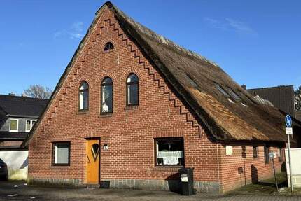 Historisches Juwel unter Reet: Modernisiertes Generationenhaus in Bremen-Rekum - Bremen / Rekum