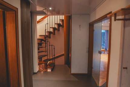 Haus zum Kaufen in Overath 495.000,00 € 193 m²