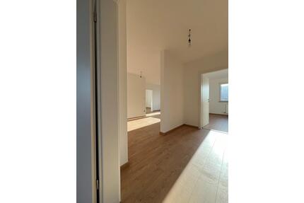 Erstbezug nach Renovierung – 4-Zimmer-Wohnung in Eppingen