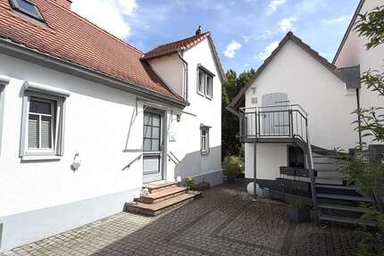 Haus zum Kaufen in Nidderau 330.000,00 € 61.07 m²