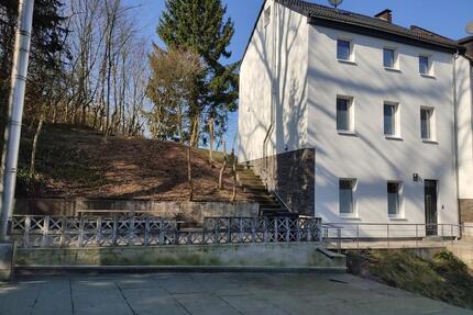 Premium möbliertes Wohnhaus 170m² – kernsaniert 2024 - Wuppertal Gemarkung Elberfeld