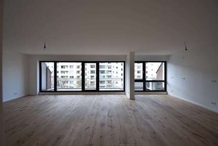 Wohnung zum Kaufen in Düsseldorf 899.000,00 € 144 m²