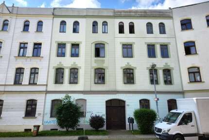 Wohnung zum Kaufen in Magdeburg 128.000,00 € 74 m²