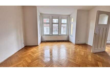 Wohnung zum Kaufen in Halle 279.000,00 € 86.96 m²