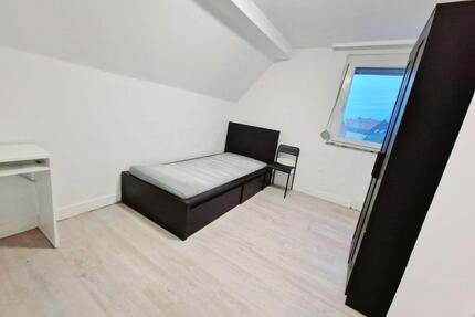 Wohnung mit 4 Zimmer - 1.400,00&nbsp;EUR Kaltmiete, ca.&nbsp; 96,00&nbsp;m&sup2; in Wetzlar (PLZ: 35582) Dutenhofen