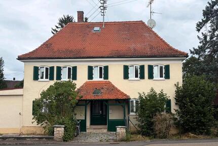 Großes Wohnhaus mit Garten in Amerdingen ab sofort zu vermieten