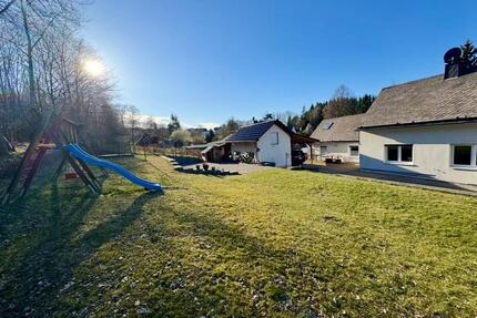 Einfamilienhaus | 1.520 m² Grundstück | Kamin | Brilon-Petersborn