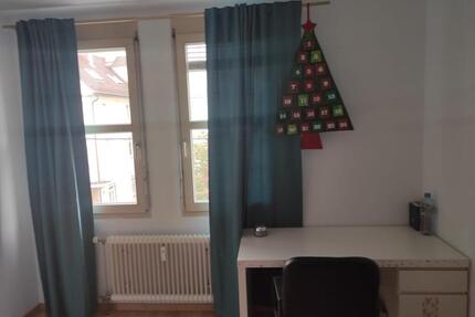 2er Frauen WG in 3 Zi.Wohnung nahe Bahnhof-Reutlingen,in Zentrum