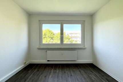 Wohnung zum Mieten in Chemnitz 330,00 € 68.96 m²