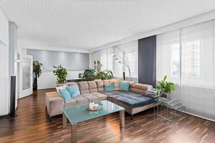 Wohnung zum Mieten in Nürnberg 1.380,00 € 95.11 m²