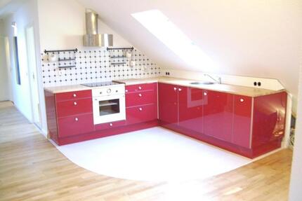 Dachgeschosswohnung am Bahnhof - 510,00&nbsp;EUR Kaltmiete, ca.&nbsp; 46,00&nbsp;m&sup2; in Wismar (PLZ: 23966) Altstadt