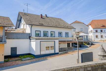 Haus zum Kaufen in Winzer 339.000,00 € 247 m²