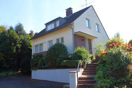 Einfamilienhaus auf großem Grundstück in Bestlage von Bensberg - Bergisch Gladbach Alt-Frankenforst