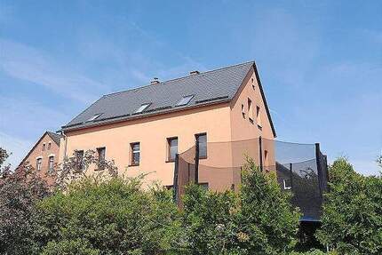 Mehrfamilienhaus auch für Eigennutzer in ruhiger Lage - Reinsdorf Vielau