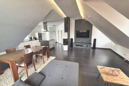 Exklusive und einmalige Dachgeschosswohnung an der Promenade! - Überlingen