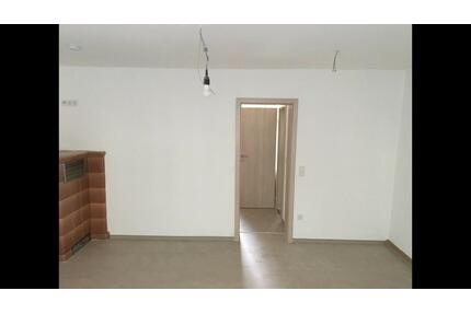 Ein Zimmer Wohnung Appartement - 300,00&nbsp;EUR Kaltmiete, ca.&nbsp; 35,00&nbsp;m&sup2; in Gräfenthal (PLZ: 98743)