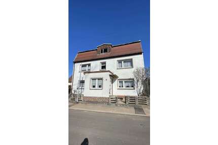 Haus zum Kaufen in Schönebeck 99.000,00 € 130 m²