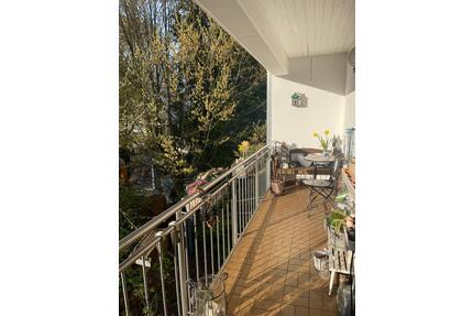 Sehr gepflegte 2-ZKB-Wohnung 70 m² mit Balkon in Altforweiler - Überherrn