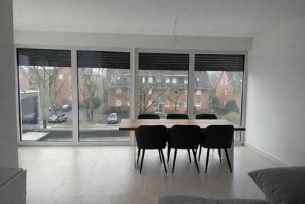 Helle 2 Zimmer Penthouse - 1.350,00&nbsp;EUR Kaltmiete, ca.&nbsp; 96,00&nbsp;m&sup2; in Gütersloh (PLZ: 33334) Isselhorst