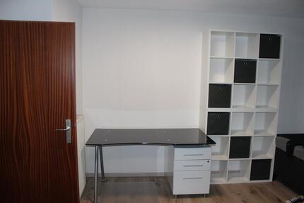 Stilvolle, neuwertige möbilierte 2-Zimmer-Terrassenwohnung - Weinsberg