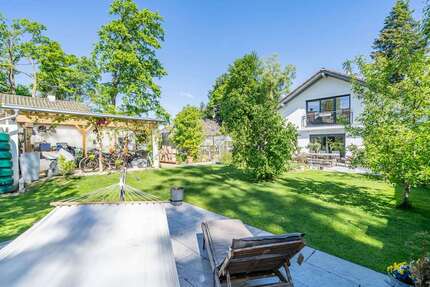 Haus zum Kaufen in Straßlach 1.690.000,00 € 201 m²