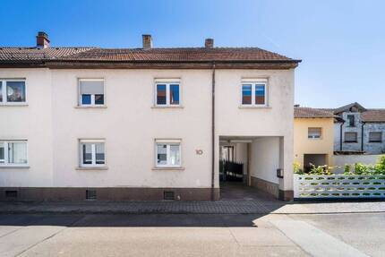 Zweifamilienhaus im Herzen von Neulußheim - voller Potenzial für modernes Wohnen